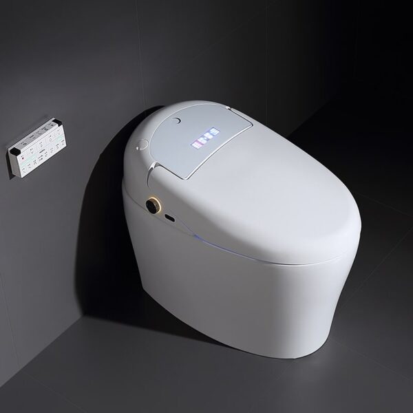 Ensemble de salle de bain de luxe avec toilettes intelligentes