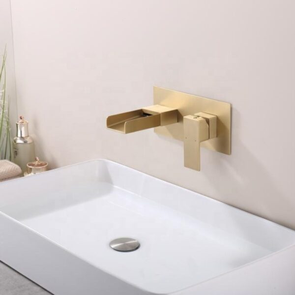 Modern Wash Basin Faucet Wall Mounted Brass Waterfall Basin Mixer Faucet Single Handle Brushed Gold Bathroom Sink Faucet