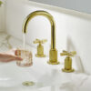 New Bathroom Sink Faucet Deck Mounted Basin
